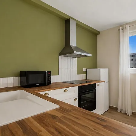 Apartment Lumineux Avec Balcon Et Parking Gratuit Clermont-Ferrand